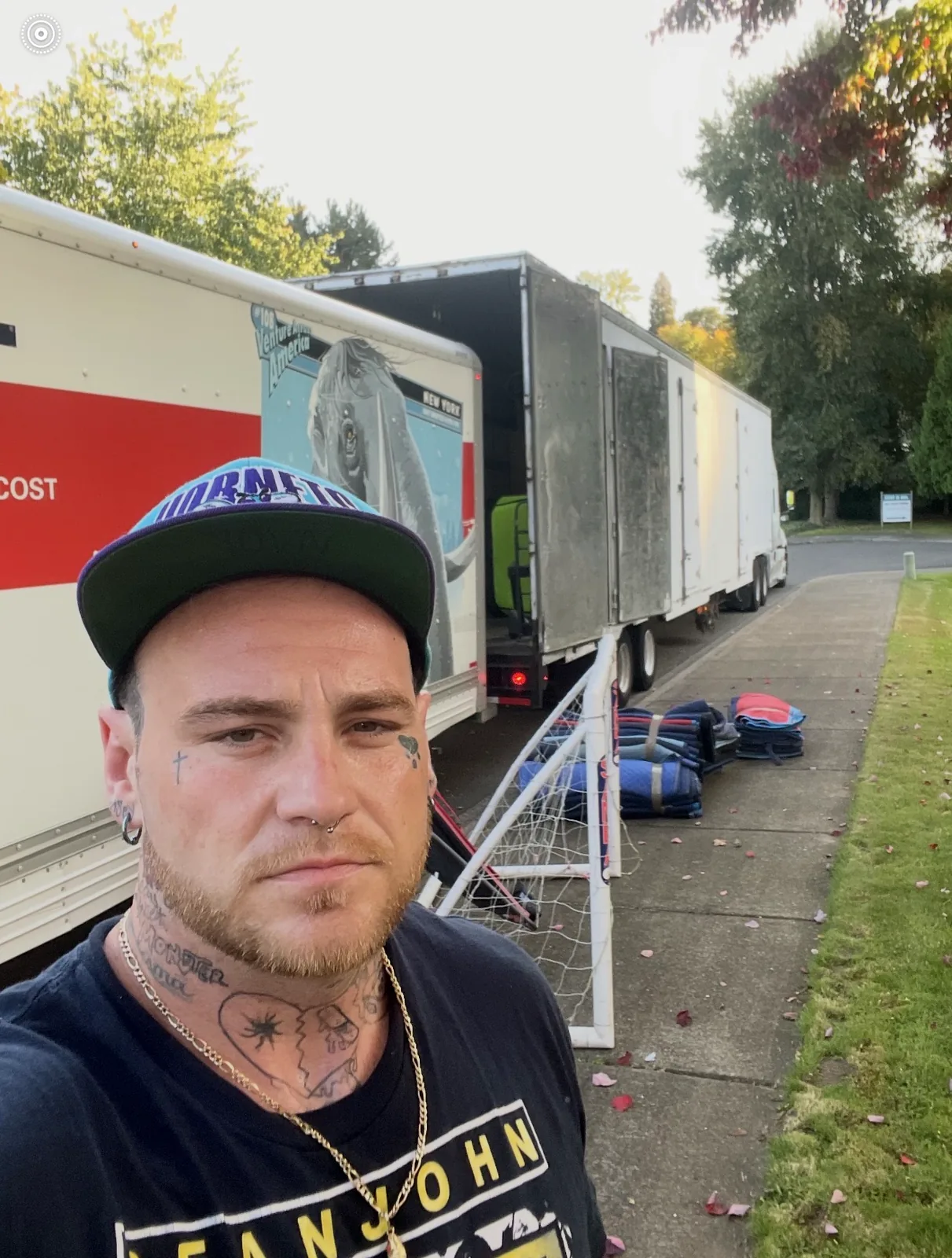 Island Breeze Moving trucks